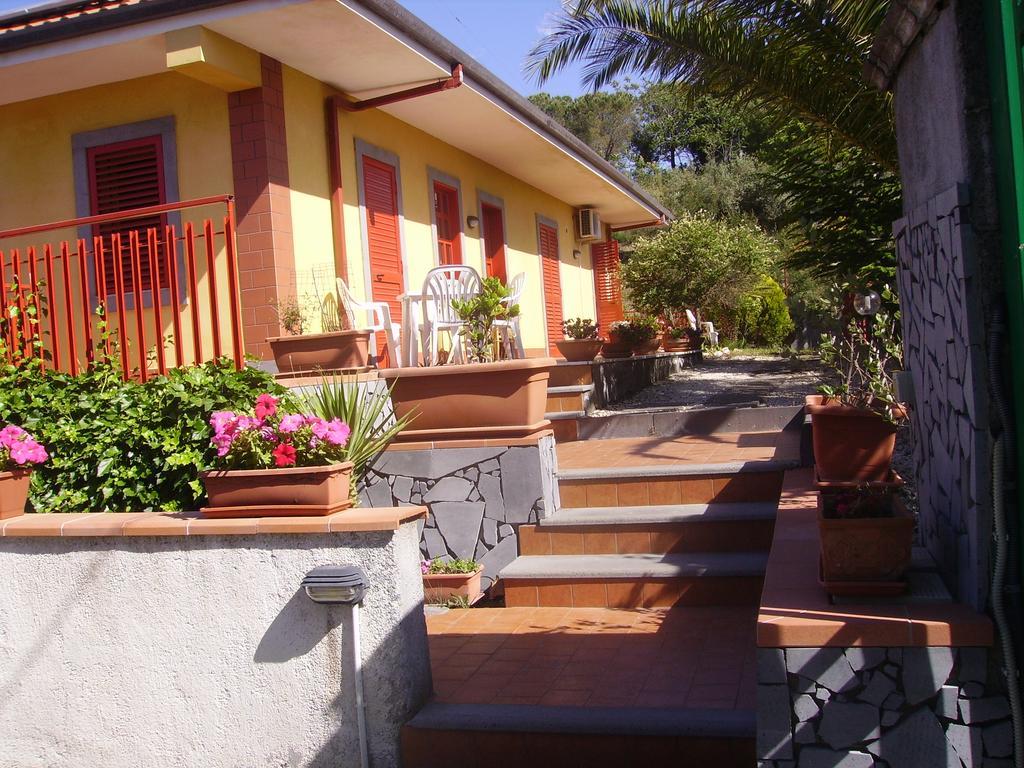 B&B Delia Trecastagni Exterior photo